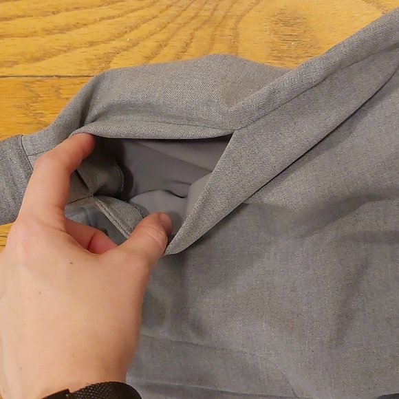 Light gray trousers - Picture 5 of 6